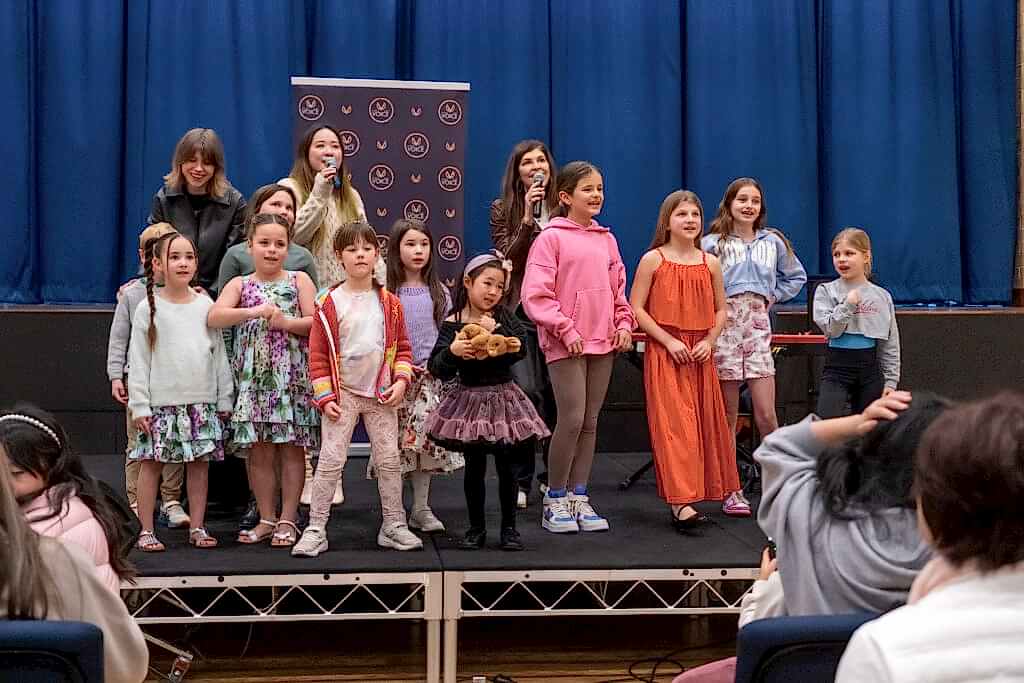 teenager and kids concert (91)